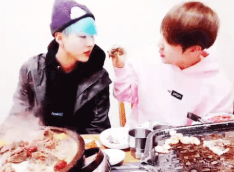 슈가는 살기 위해 먹는다 | 인스티즈