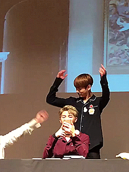 ㄱ 전정국 쳐다 보는거 설레죽음 | 인스티즈