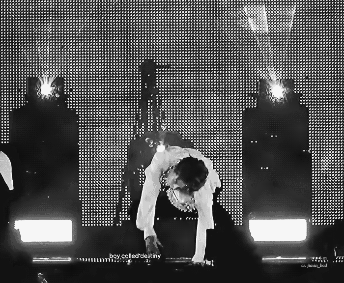 방탄늬우스 기다리며 보는 지민이 세렌디피티 짤파티💃🏻 | 인스티즈