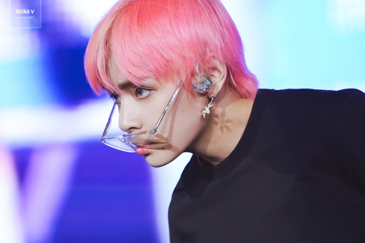 방탄 뷔 이번 콘서트 사진 모음 | 인스티즈