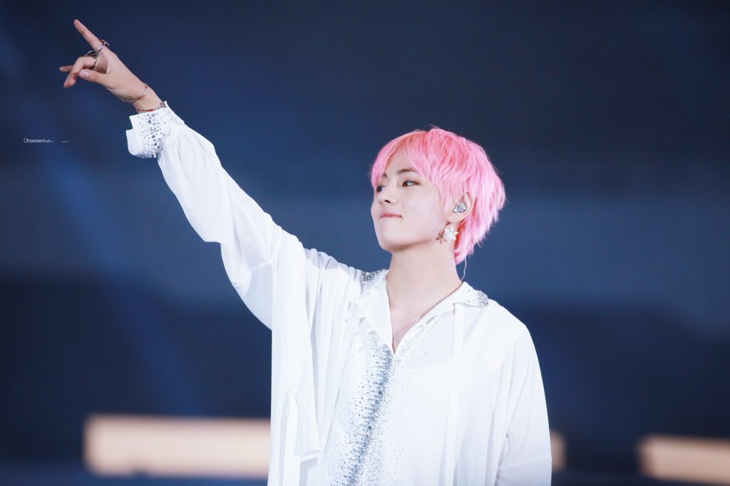 방탄 뷔 이번 콘서트 사진 모음 | 인스티즈