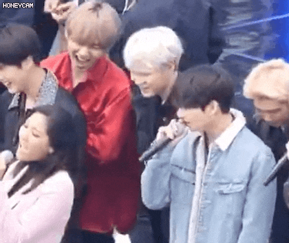 ㄱ 정국이 눈치보는 태형이 | 인스티즈