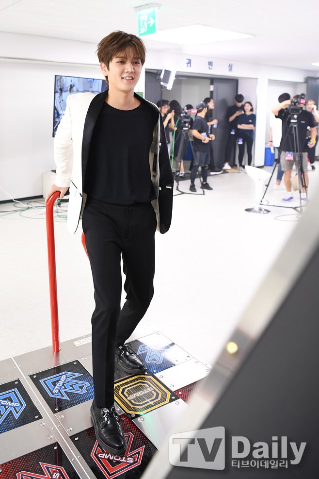 최민기 다리 길이 실화니.....? | 인스티즈