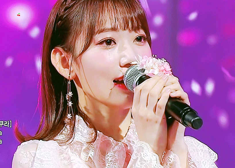 사쿠라 이거 불과 2년 전인데 너무 애기다 | 인스티즈