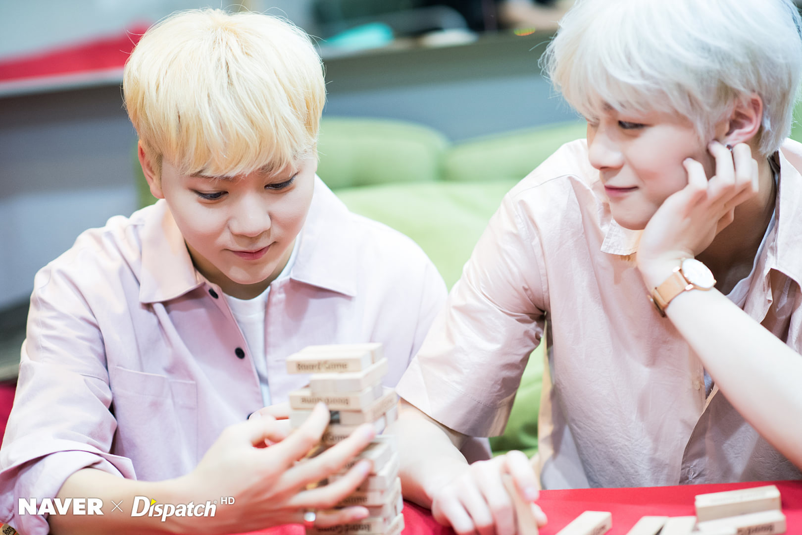 문빈은 부승관을 왜 그런 눈으로 보는거야ㅋㅋㅋㅋㅋㅋㅋㅋㅋㅋㅋㅋㅋㅋㅋㅋㅋㅋㅋㅋㅋ | 인스티즈