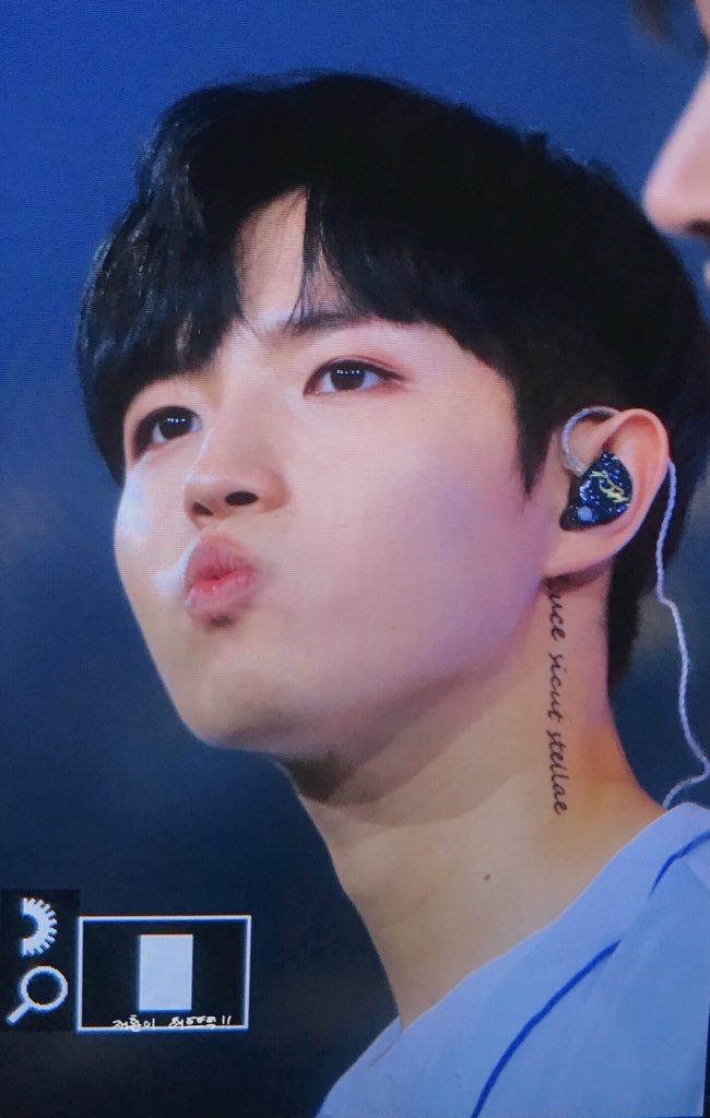 아 재환이 얼굴 보는거 짜릿해 잘생기고 귀여워 | 인스티즈