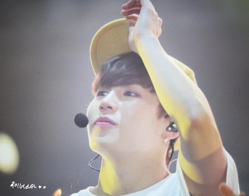 아ㅏ아아아악 하성운 모자쓴 거 기여워 | 인스티즈