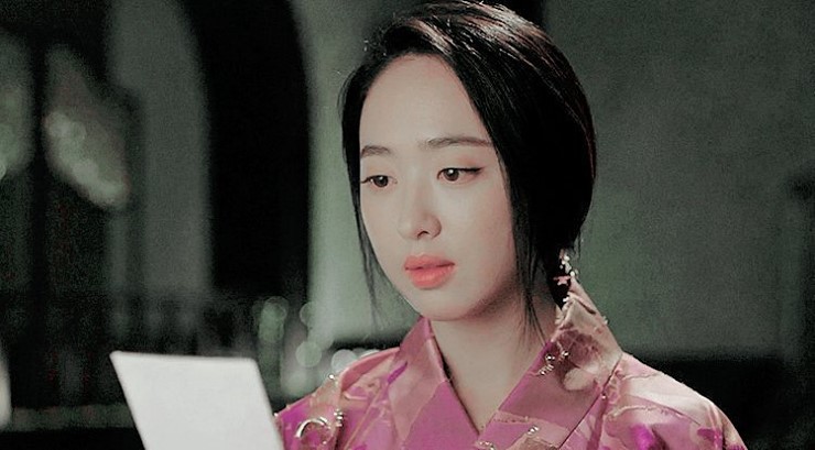 미스터선샤인 김민정님 어렸을때 사진봐..와 ㅋㅋ | 인스티즈