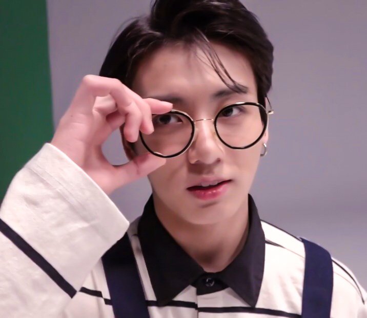 정국이 올해도 내년도 미국에서 술못마심 | 인스티즈