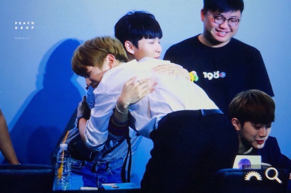 ㄱ 나는 그만 동갑게이한테 홀려버린거야 | 인스티즈