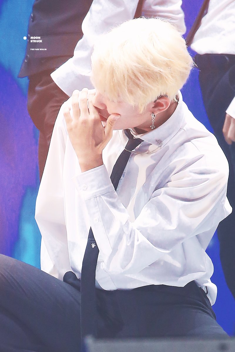 박우진은 흑머냐 금머냐 | 인스티즈