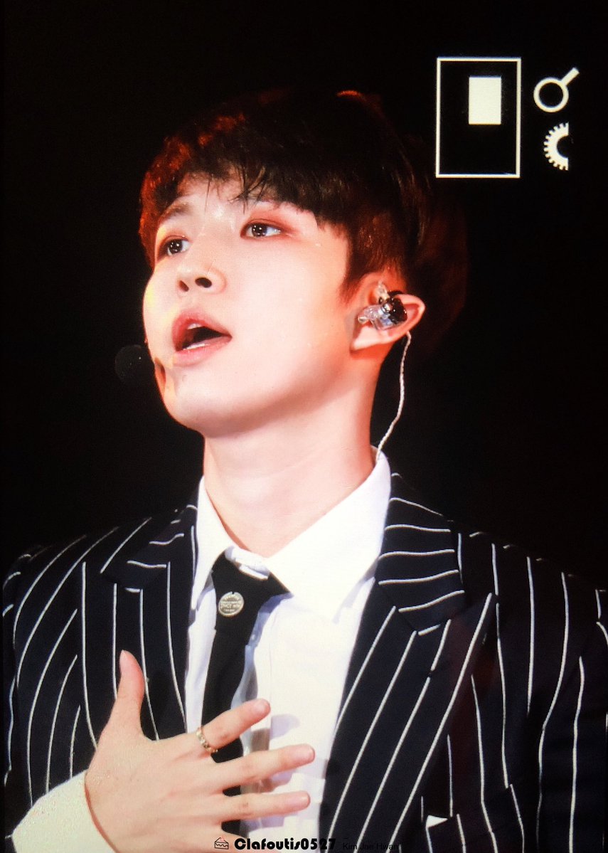 섀도 진하게 바른 김재환이 세상을 구한다 | 인스티즈