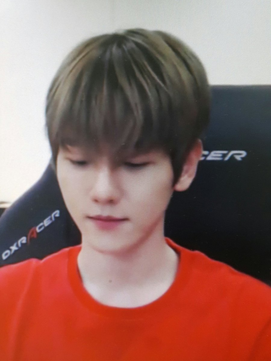 백현 머리색 미쳤음ㅋㅋㅋㅋㅋㅋㅋ jpg | 인스티즈