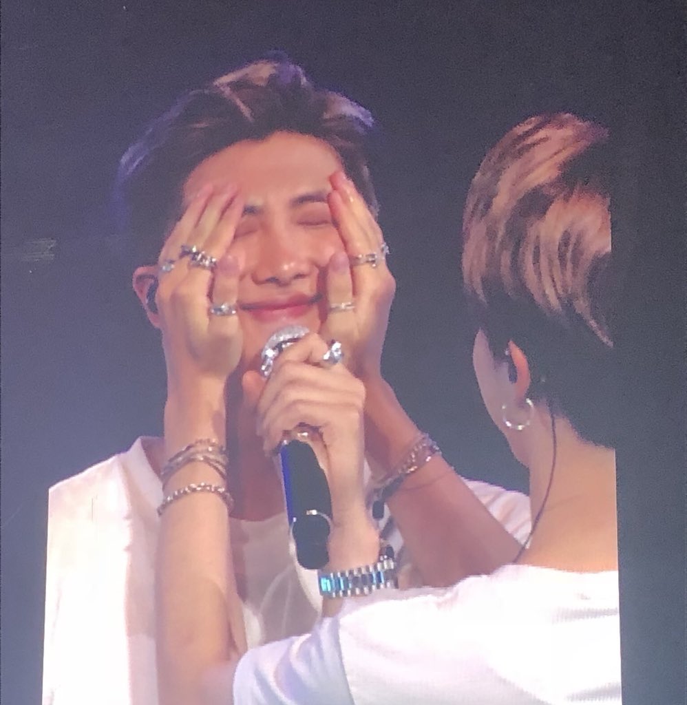 방탄 지민 악세사리 얼마나 좋아하는지 보고 갈 사람❓ | 인스티즈