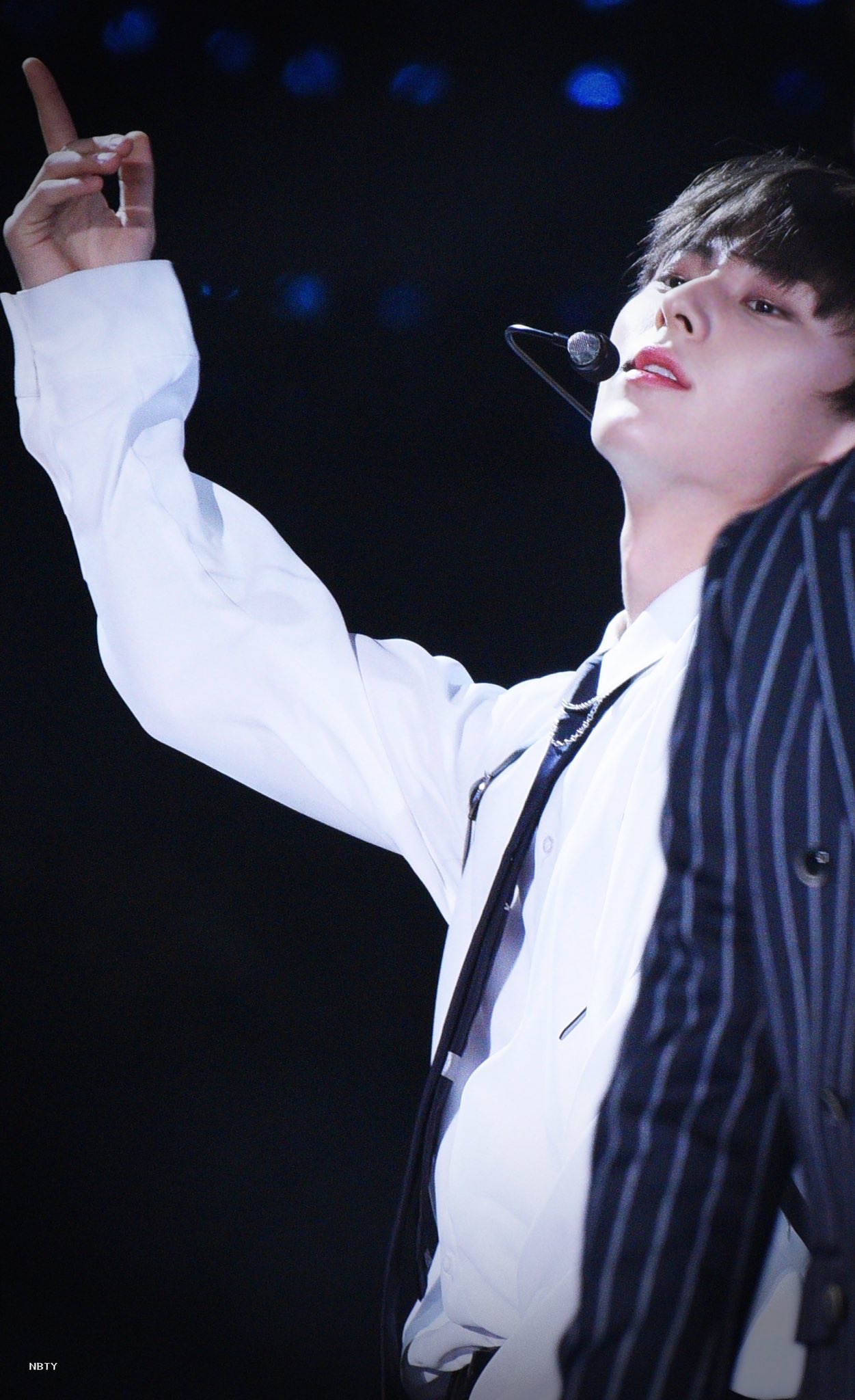 9일 황민현 고화질과 움찔 삐삐쳐달란 익 어디쏘 나와서 저장하세용 삐1삐💖 | 인스티즈