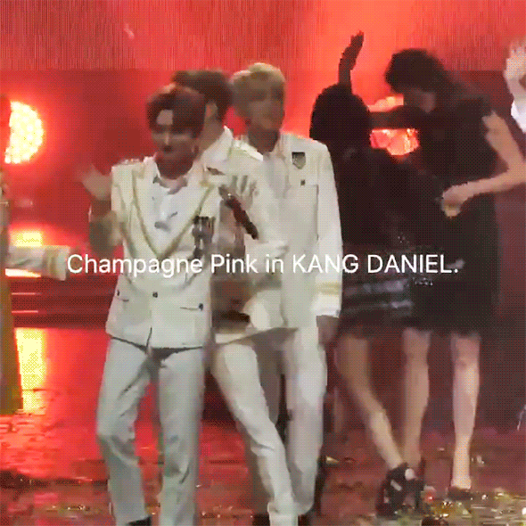 ㄱ 녤윙 내가 미치는 것 중에 하나가 녤이 윙 높이에 맞춰서 숙여주는거야 | 인스티즈