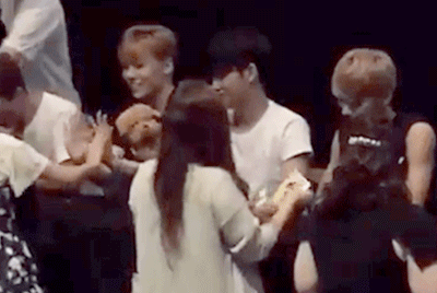 세븐틴 민규는 진짜 사랑둥이가 맞구나 깨달은 짤 | 인스티즈