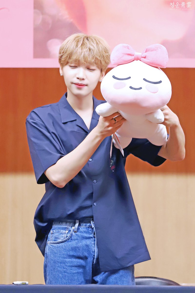 성대모사는 못하지만 인형모사는 거의 달인급 | 인스티즈