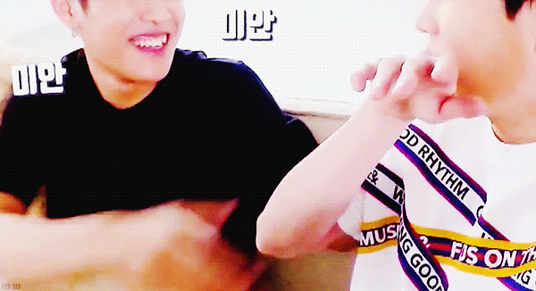 ㄱ 들어와서 내 밀메의 손을 봐줘 후회하지 않을거야 | 인스티즈