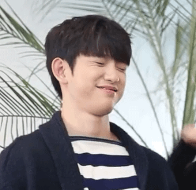 얘 왜이렇게웃어 | 인스티즈