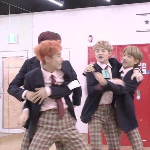 ㄹㅊ 셋이서 짱센컨셉으로 유닛하기 | 인스티즈