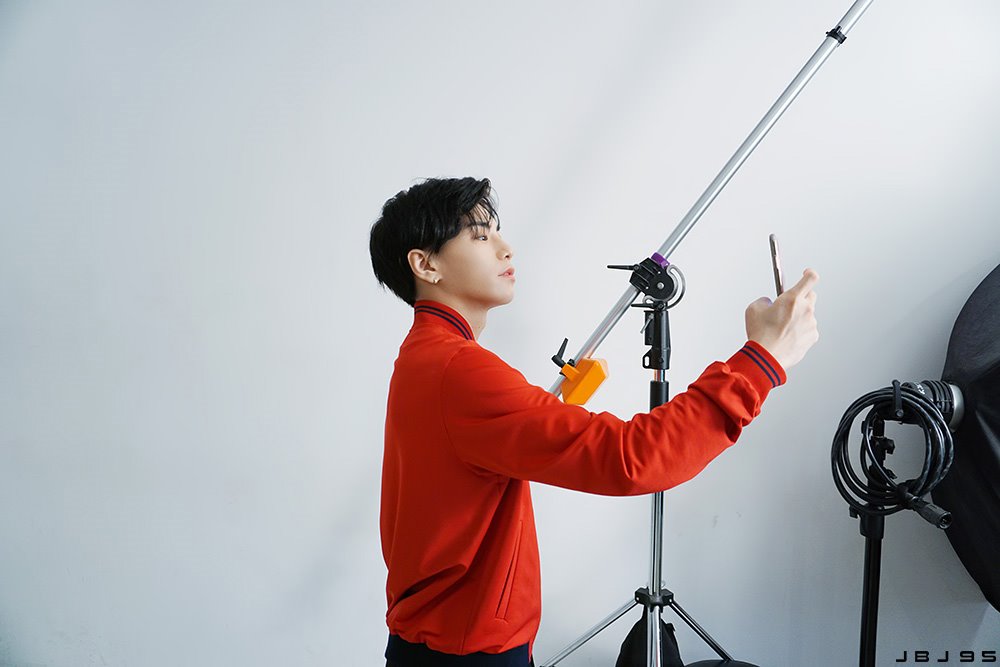 젭꿍 왜 사진 겁나 찍고 우리 안 보여조... | 인스티즈