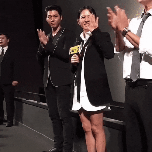 네..현빈이랑 손예진 케미 더 자랑하러 왔습니다.. 팝콘짤보다 더 설레는 짤 오조억개거든요...미쳤어요...ㅇ케미.. | 인스티즈