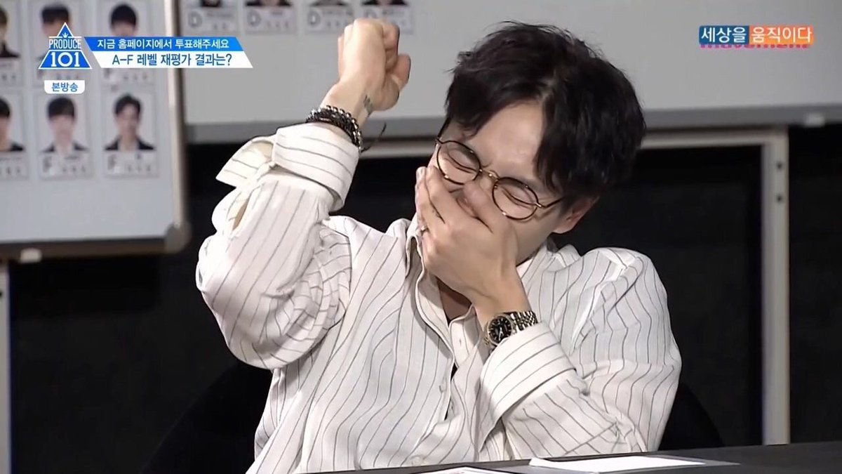 흑발 공개되자마자 흑발 셀카 풀어주는 윤지성 당신은 도덕책... | 인스티즈