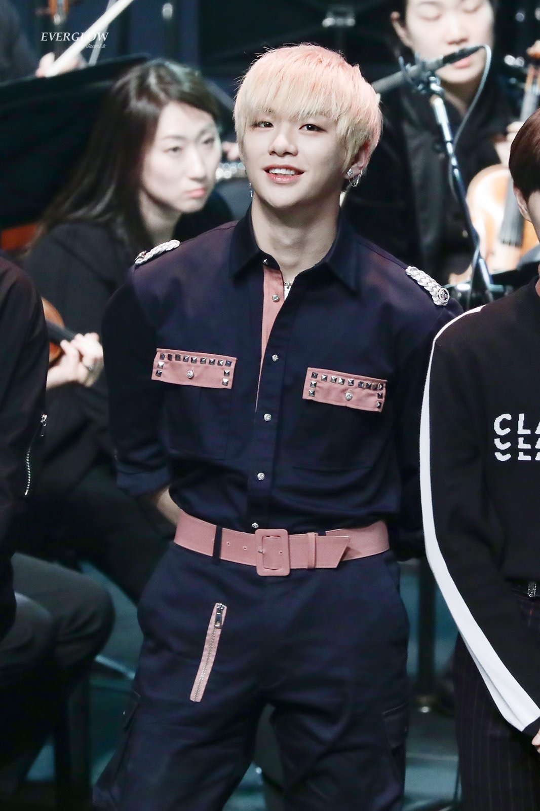 강다니엘도 진짜 너무....너무 설레 애가 | 인스티즈