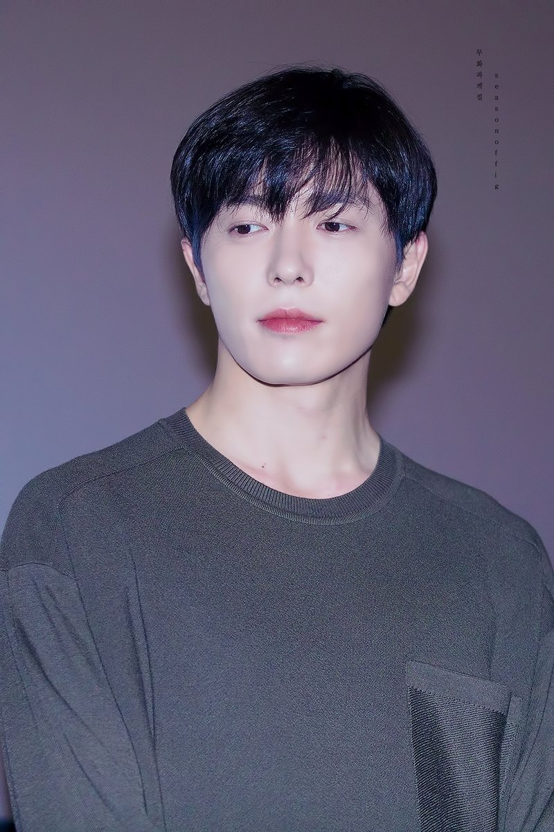 저번에 큰방에서 김재욱 사진 주웠는데 진짜 너무 잘생겼어... | 인스티즈