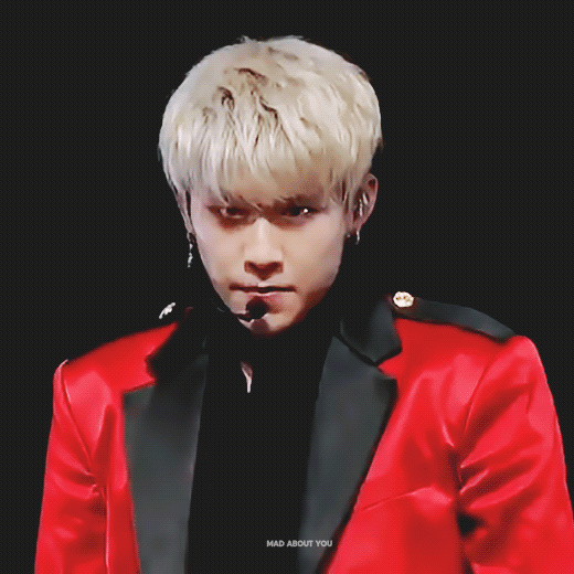 박우진 활활 때 표정 차이 ㅋㅋ | 인스티즈