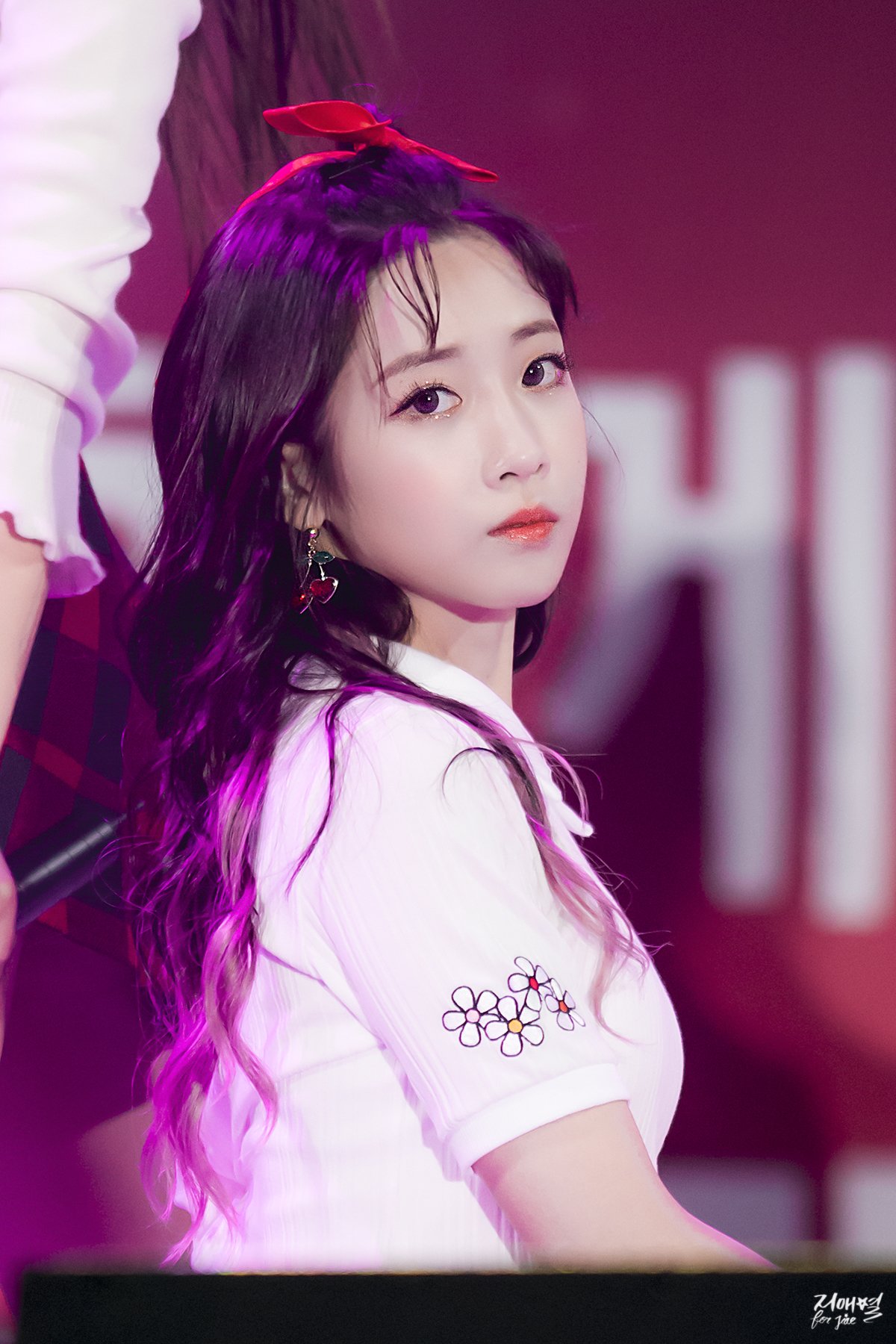 유지애 앞머리깐거 진심..... | 인스티즈