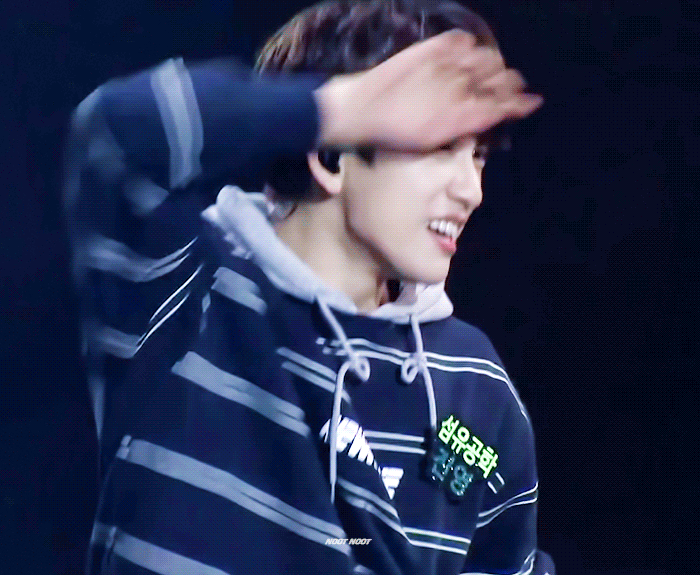 힘들 때는 대왕젠가 옮기는 진영이를 보자 | 인스티즈