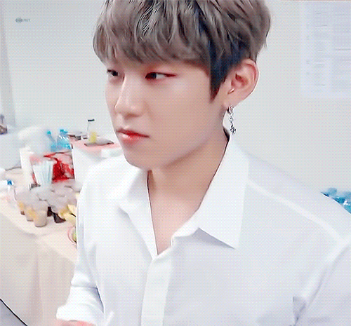 근데 박우진 회색머리 최고였오 | 인스티즈