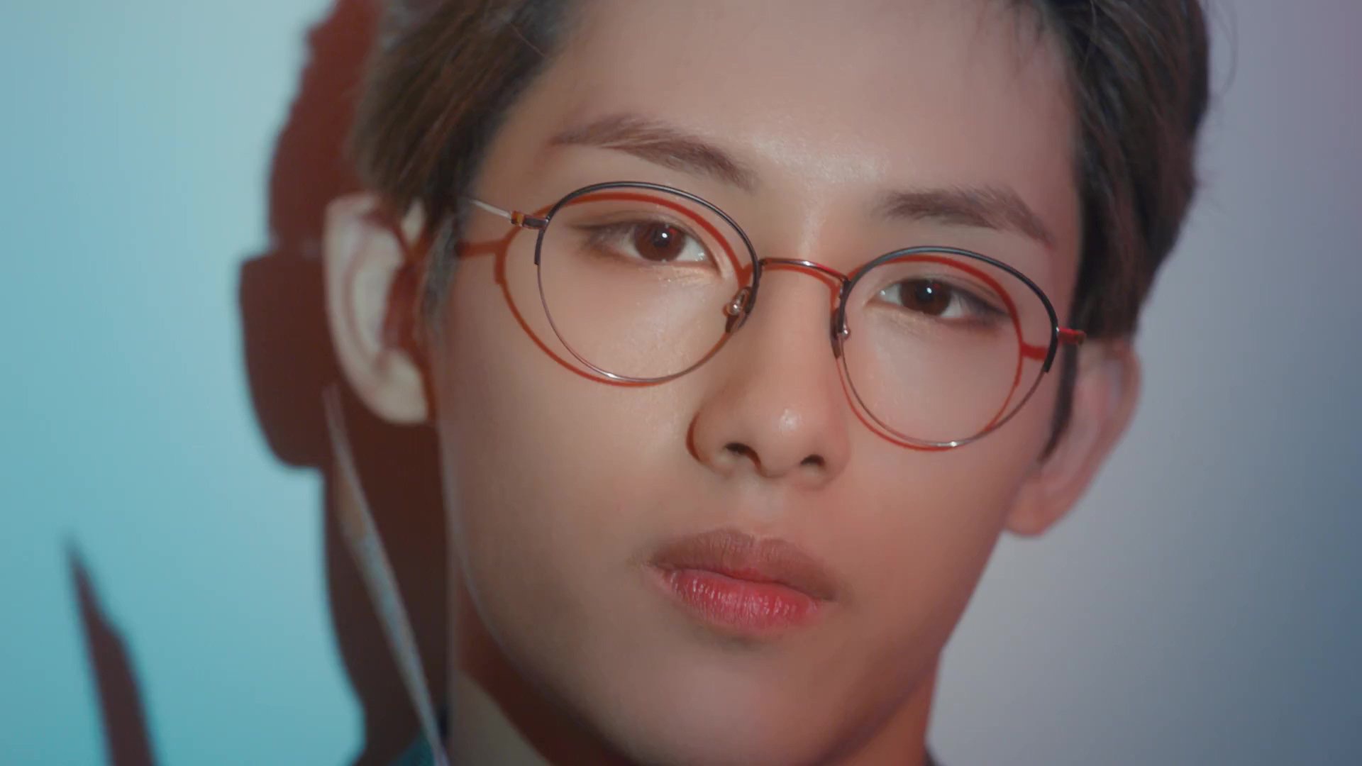 스엠이 캐스팅하려구 중국 7번 왔다갔다할만한 얼굴이네 | 인스티즈