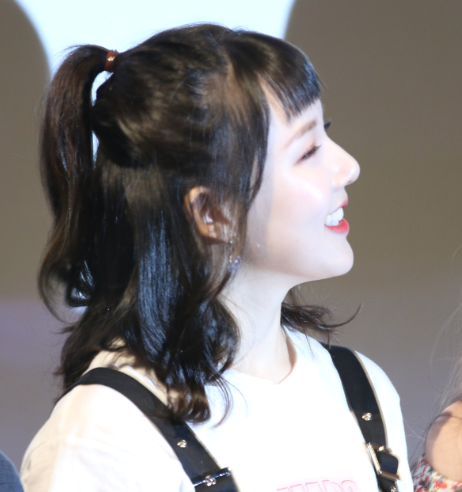 플레시가 들고다니는 이유가 있구나,, 크흠 | 인스티즈