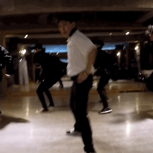 제비제 춤 보이는 전신 움짤 너무 좋아... | 인스티즈