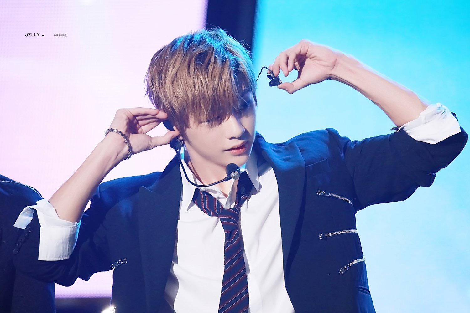 다니엘은 100이면 100 강아지상이지? 고양이는 1도 없지..? | 인스티즈