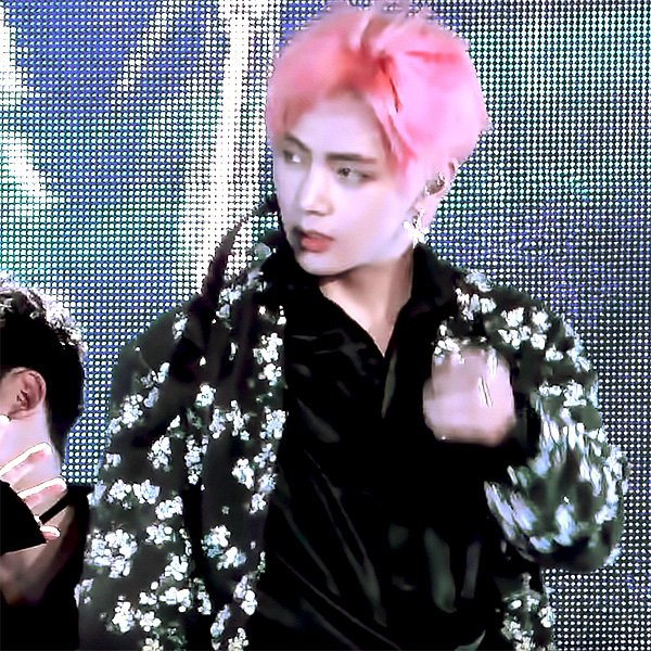 방탄 뷔 실물 후기 갈리는 이유가ㅋㅋㅋㅋㅋㅋㅋㅋㅋㅋ | 인스티즈