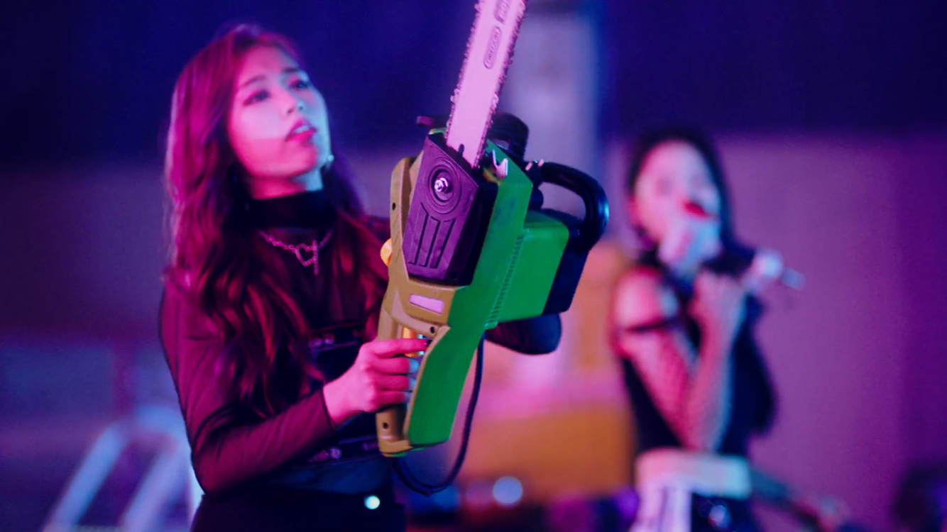 아 여돌팬인데 뭔 뮤비에 전기톱이랑 용접이 나온다ㅋㅋㅋㅋㅋㅋㅋㅋㅋㅋㅋㅋ | 인스티즈