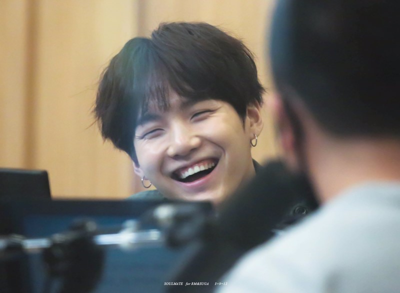 ㄹㅇ 너무나도 어피치 의인화한 것 같은 아이돌 3명 | 인스티즈