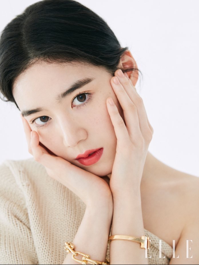 정은채 배우님 되게 뭐라 해야지 독특하게(?) 아름다우시지 않아?? | 인스티즈
