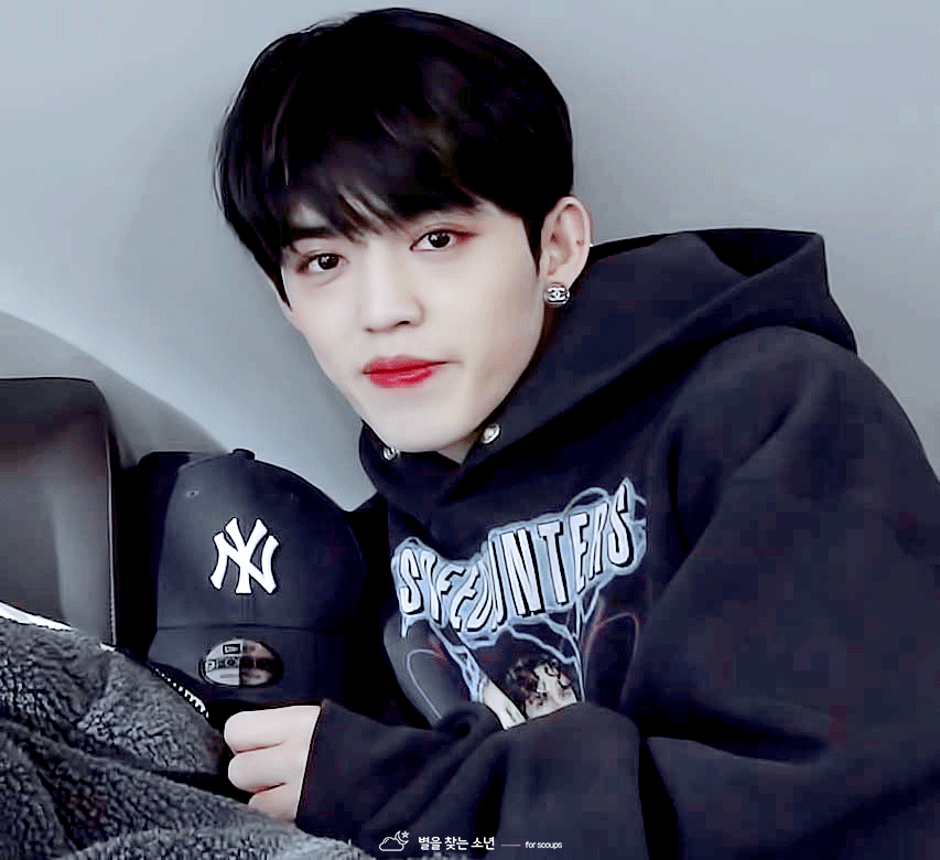 ㄹㅊ 마이크 보이면 나랑 사귀는거다 | 인스티즈