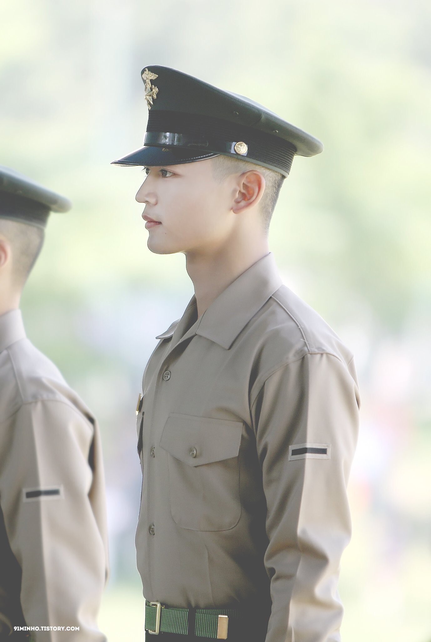 sm은 역시 sm이라는 걸 느꼈던 사진 두 장... | 인스티즈