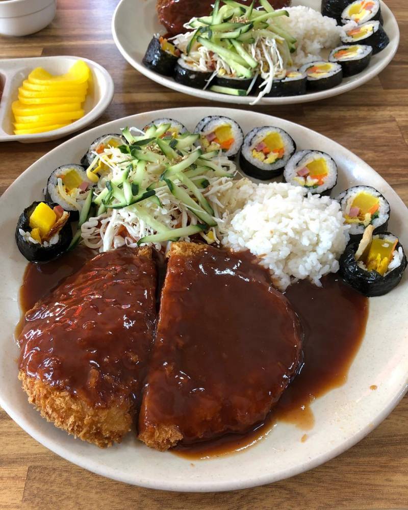 김밥천국 7,000원짜리 스페셜정식 구성....jpg | 인스티즈