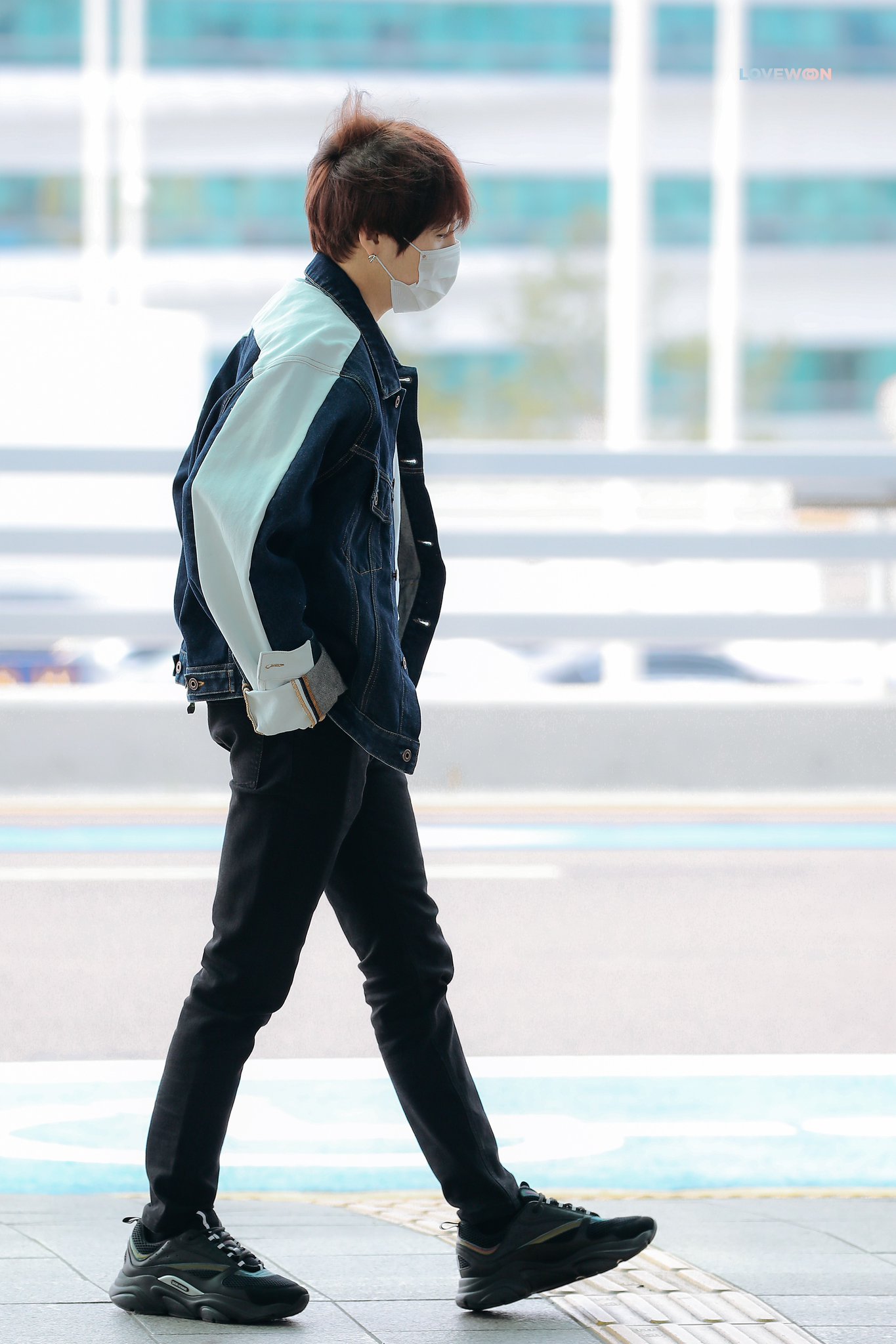 ㄹㅊ 하성운인데 머리색 뭐일지 맞춰보세효 | 인스티즈