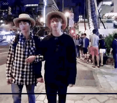 ㄹㅊ 모두가 잠든 큰방에 방탄심기 | 인스티즈