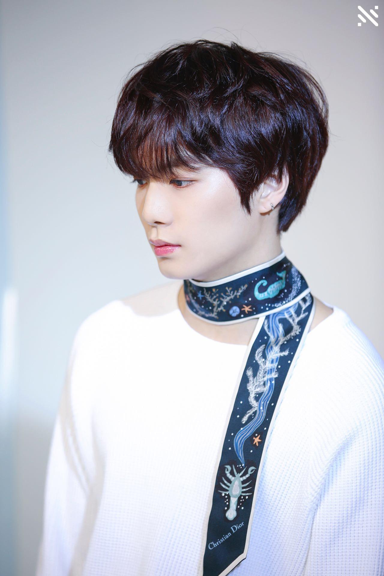 뉴이스트 랜첨 맞으면 들튀 | 인스티즈