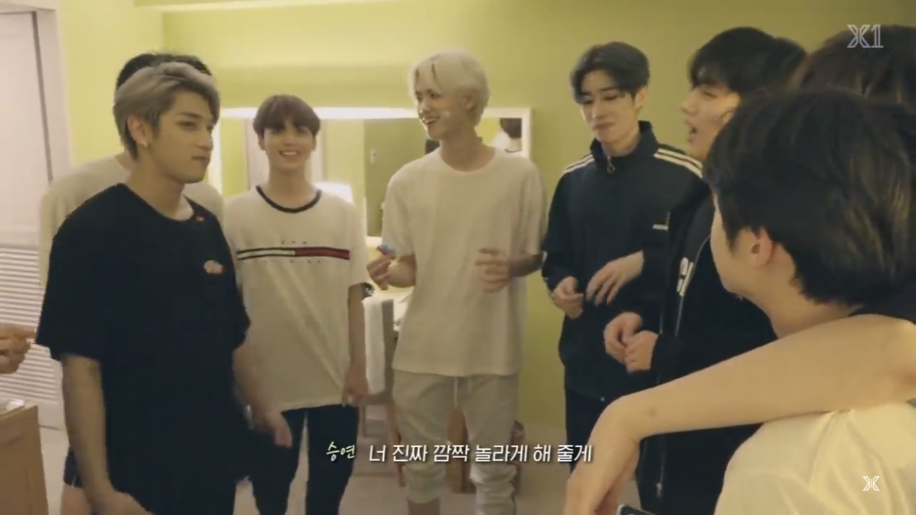 오늘도 어김없이 랜첨 셋 다 승우면 자러가야지 | 인스티즈