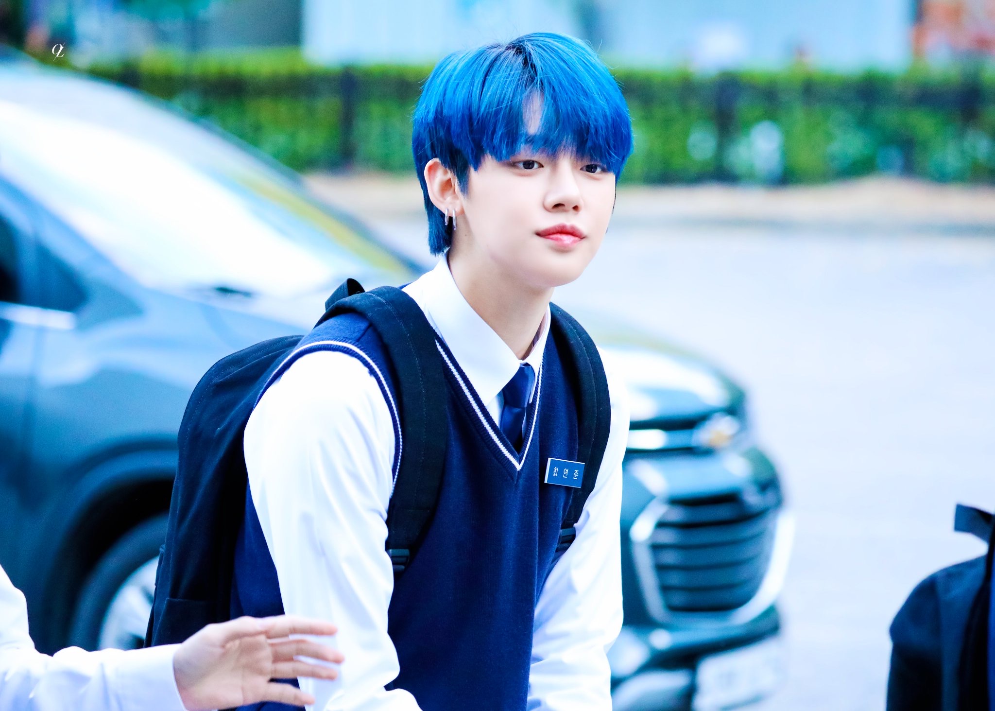 2ba2 Yeonjun blue hair + school uniform going to Music Bank high definition video is leaking ㅠㅠㅠㅠ - Instiz (instiz) entertainment category